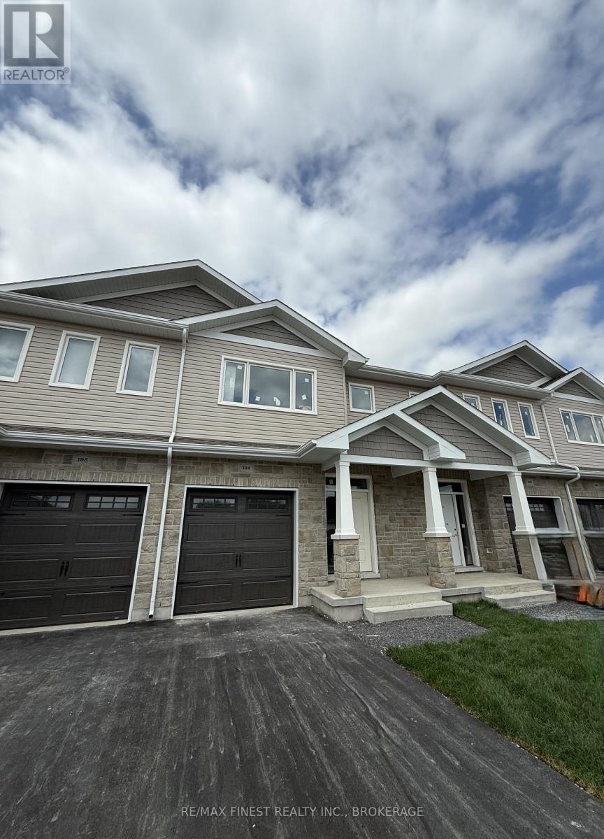 194 Heritage Park Drive, Greater Napanee, Ontario  K7R 3X8 - Photo 2 - X12311329