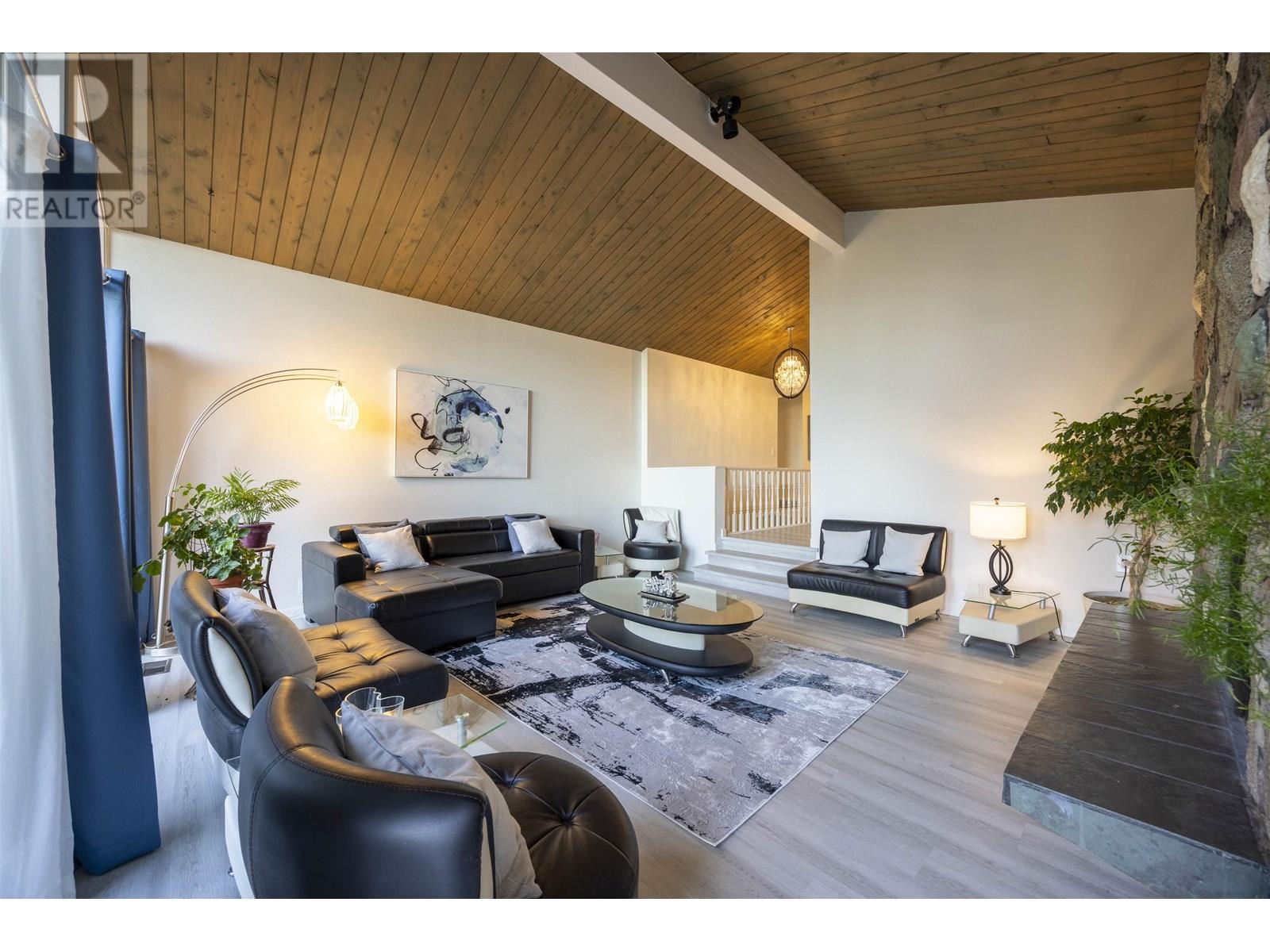 953 Ranch Park Way, Coquitlam, British Columbia  V3C 2H7 - Photo 4 - R3031153
