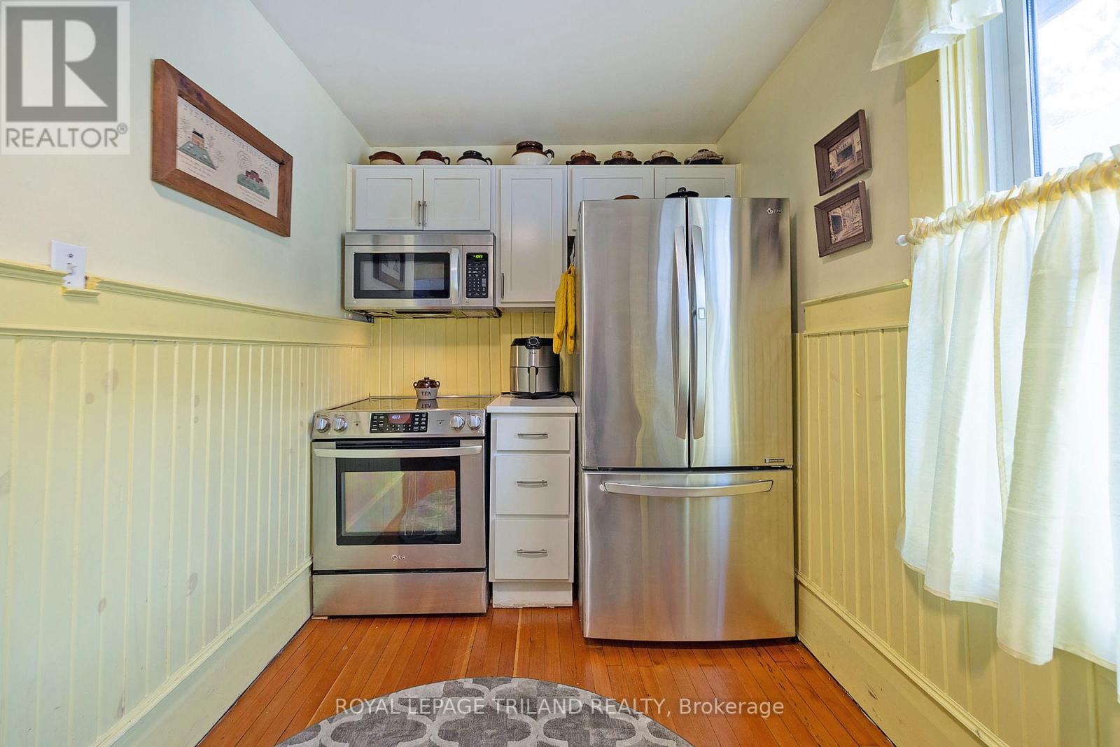 983 Ormsby Street, London East, Ontario  N5Z 1K5 - Photo 18 - X12311339