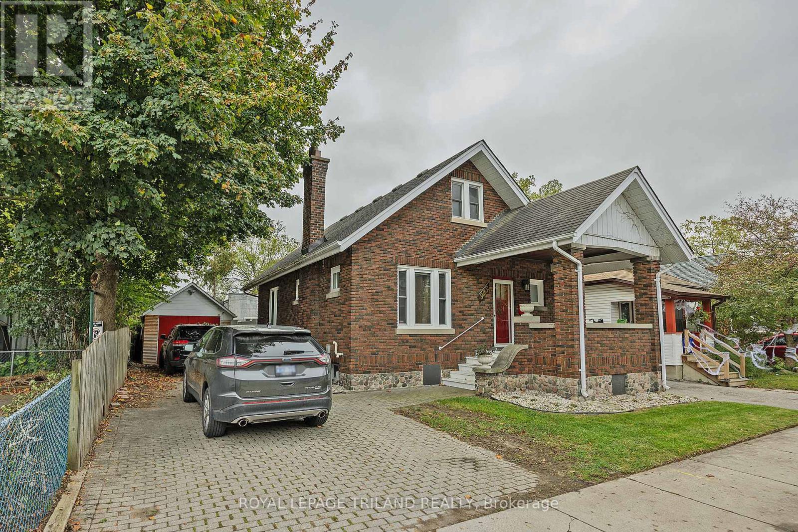 983 Ormsby Street, London East, Ontario  N5Z 1K5 - Photo 2 - X12311339