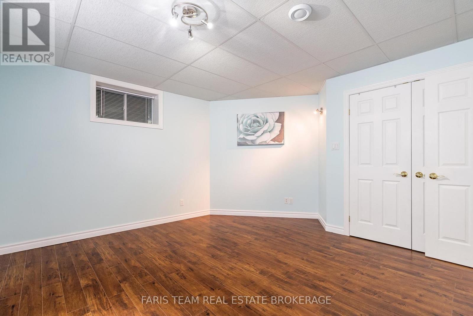 91 Maryjane Road, Tiny, Ontario  L0L 2T0 - Photo 35 - S12307236