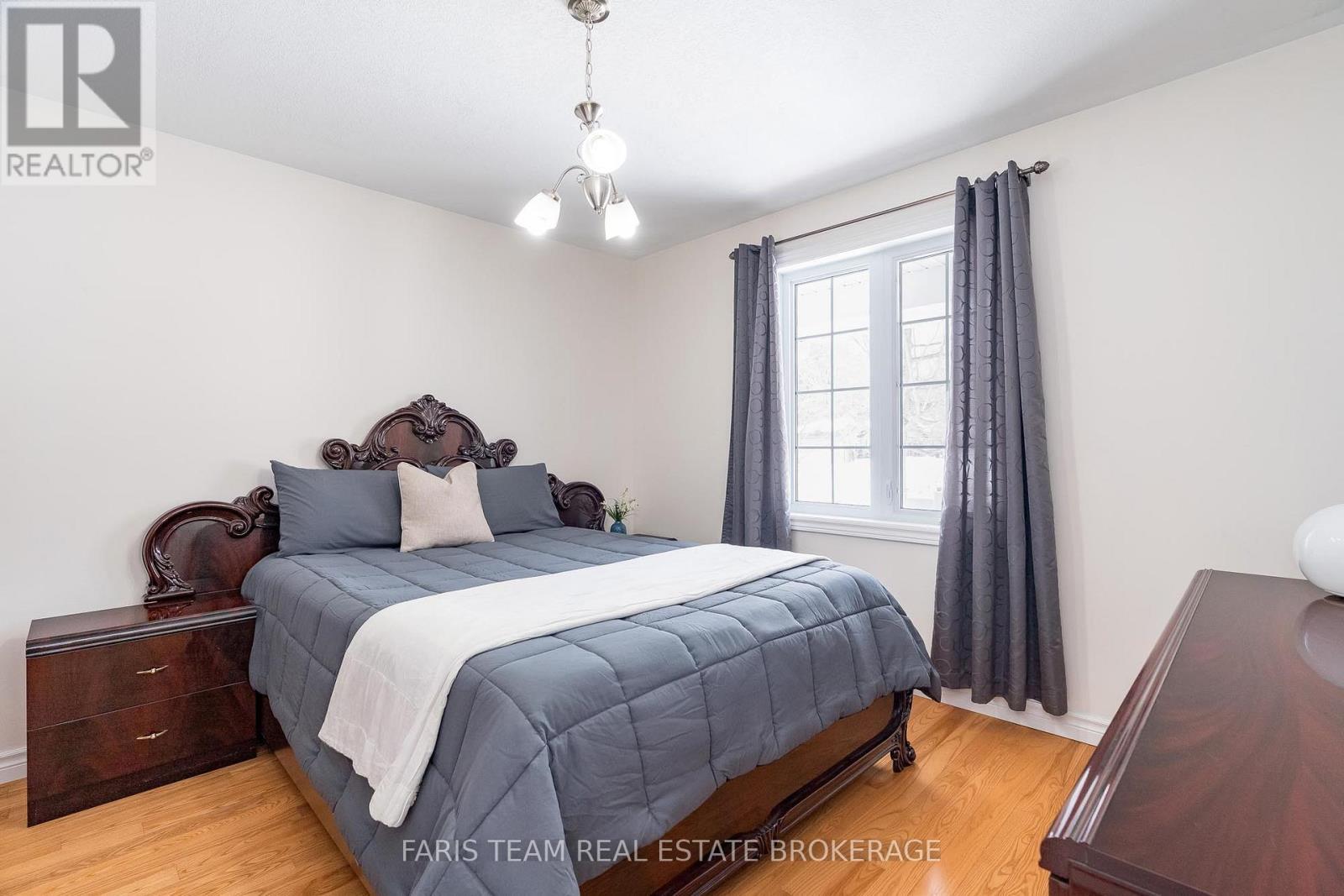 91 Maryjane Road, Tiny, Ontario  L0L 2T0 - Photo 21 - S12307236