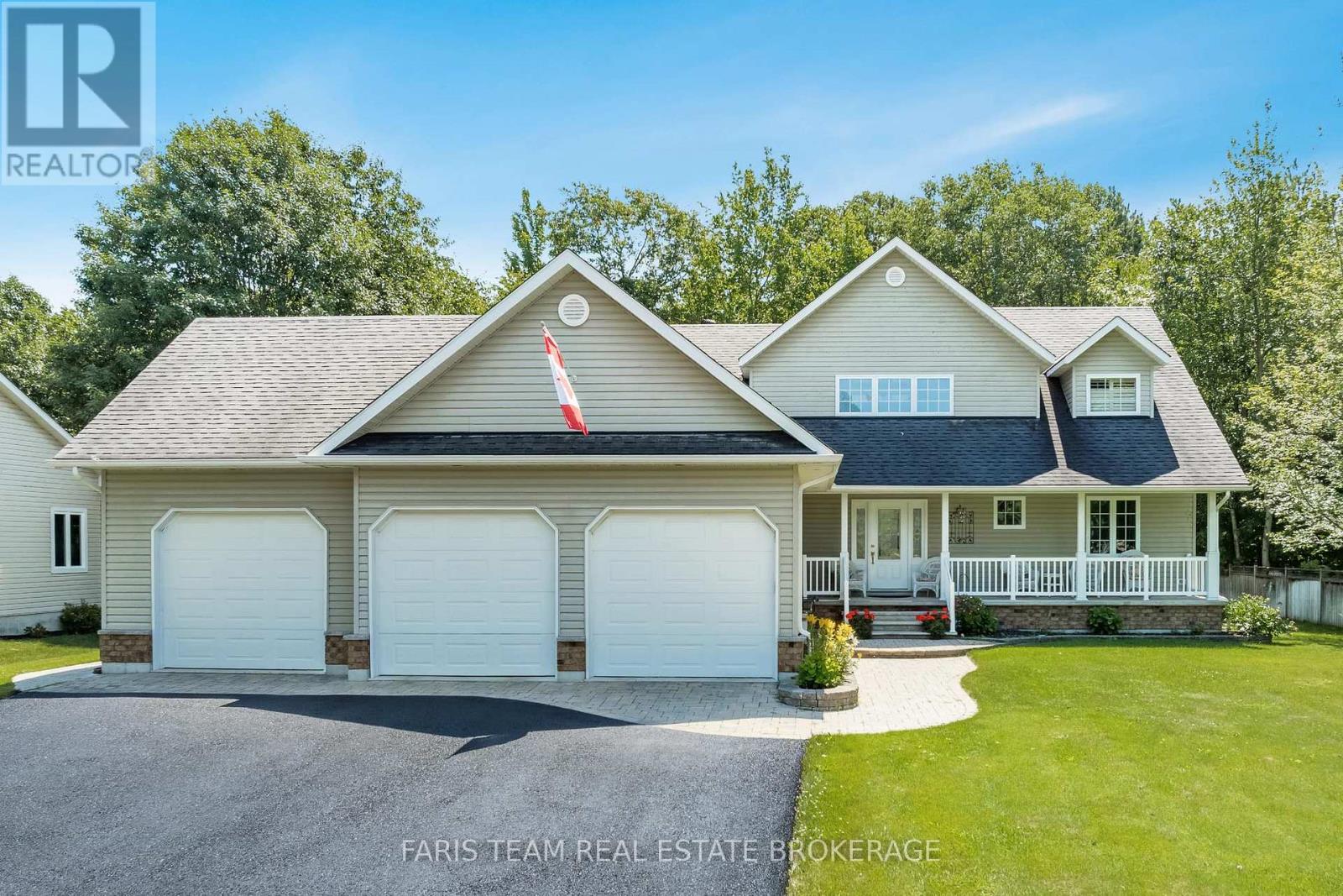 91 Maryjane Road, Tiny, Ontario  L0L 2T0 - Photo 2 - S12307236