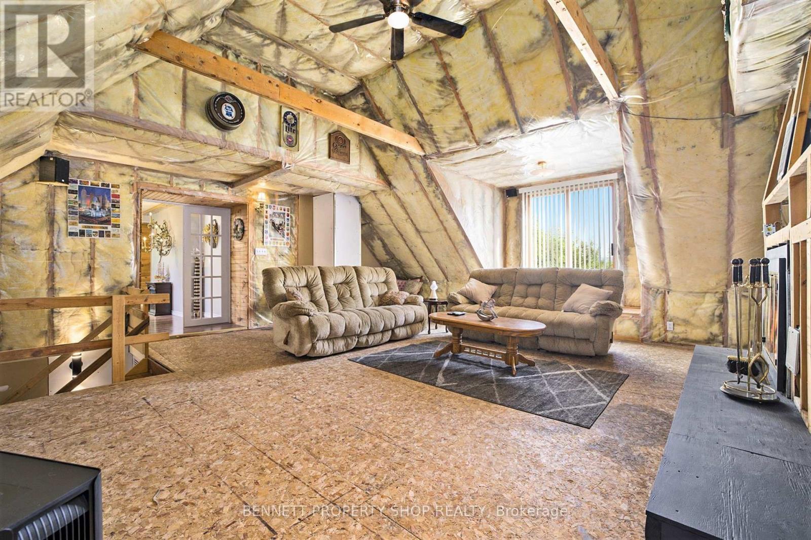 3834 Woodkilton Road, Ottawa, Ontario  K0A 1M0 - Photo 17 - X12311411
