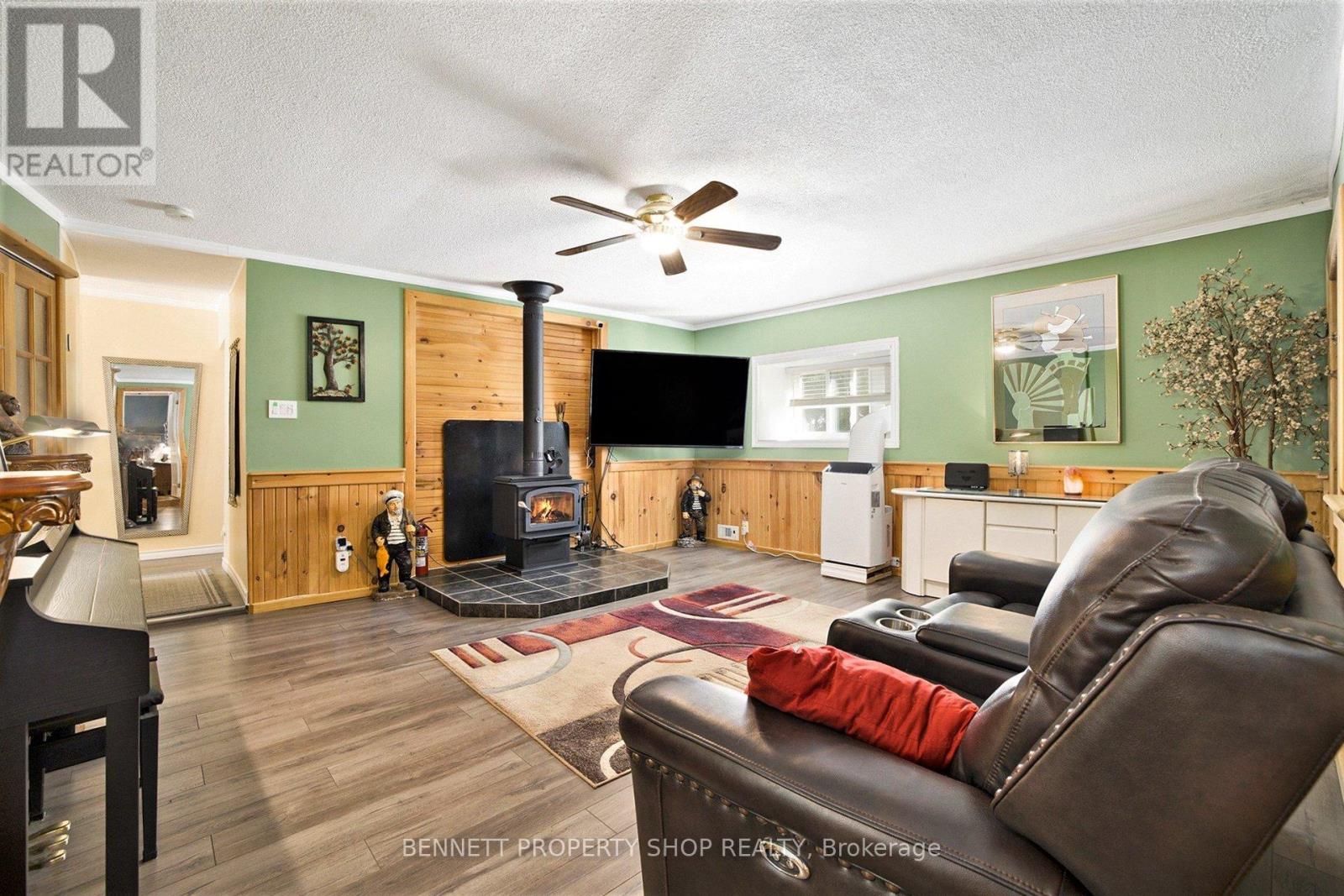 3834 Woodkilton Road, Ottawa, Ontario  K0A 1M0 - Photo 8 - X12311411