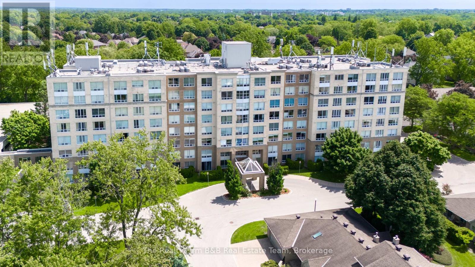 611 - 1510 Richmond Street, London North, Ontario  N6G 4V2 - Photo 1 - X12311401