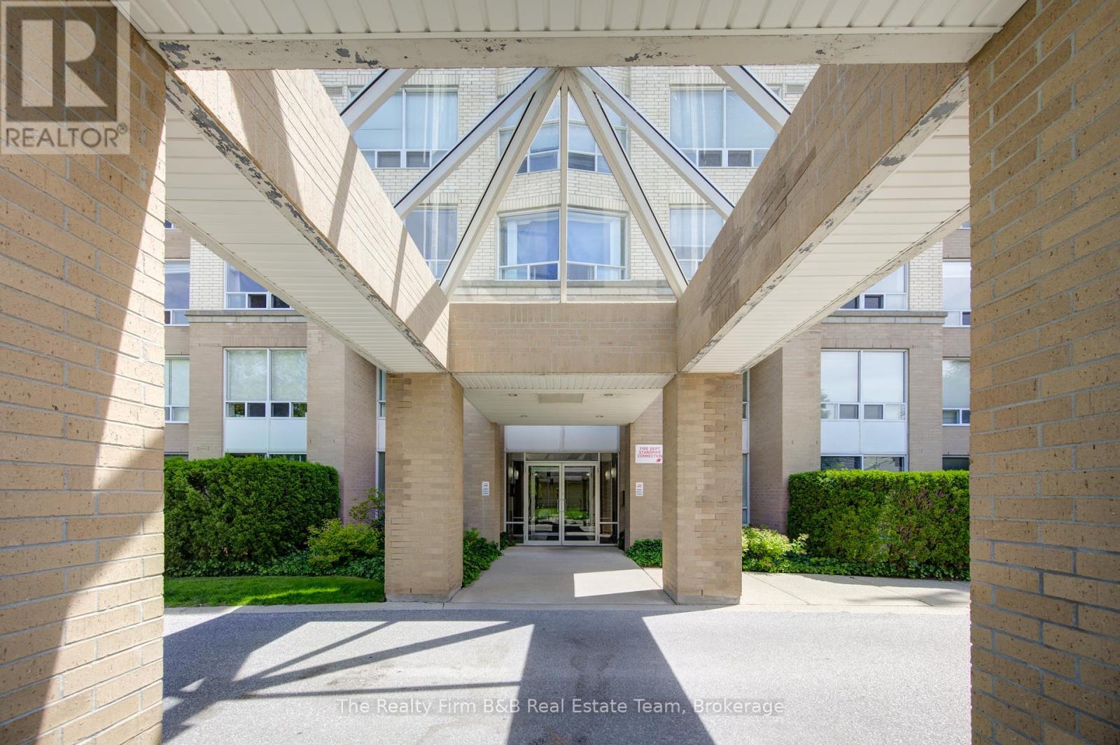 611 - 1510 Richmond Street, London North, Ontario  N6G 4V2 - Photo 5 - X12311401