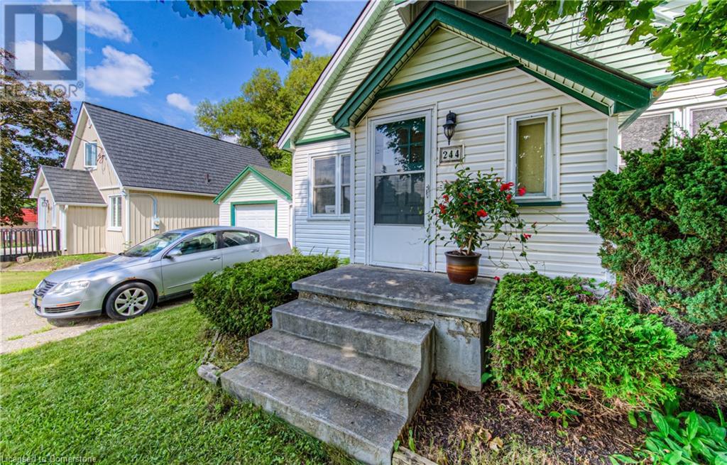Property at 244 LANCASTER Street W image 4
