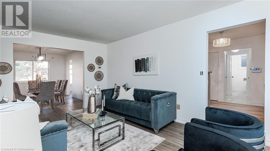 3 Mornington Drive, Hamilton, Ontario  L9B 1Z3 - Photo 6 - 40749900