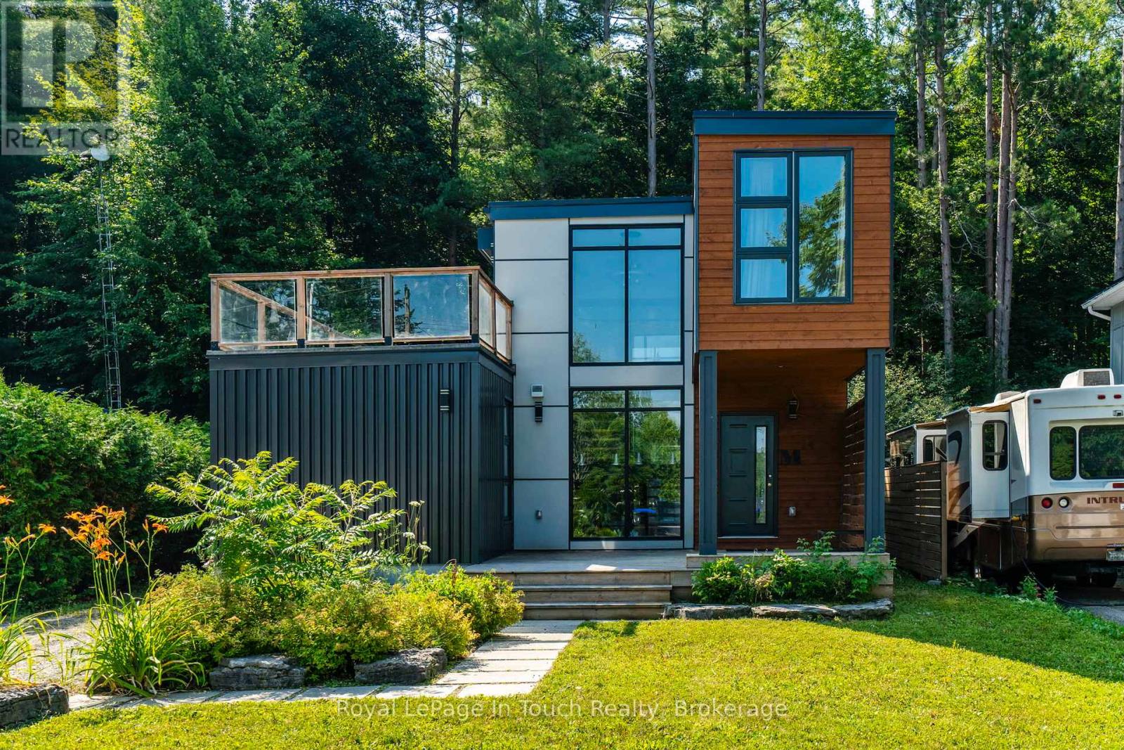 91 Andrew Drive, Tiny, Ontario  L9M 0B4 - Photo 1 - S12311318