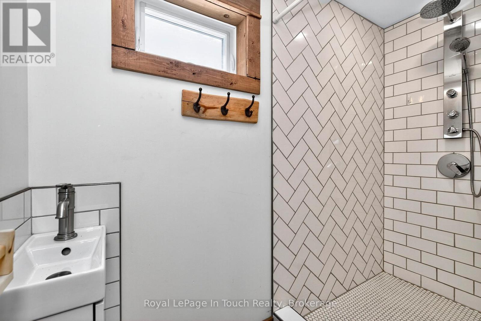 91 Andrew Drive, Tiny, Ontario  L9M 0B4 - Photo 32 - S12311318