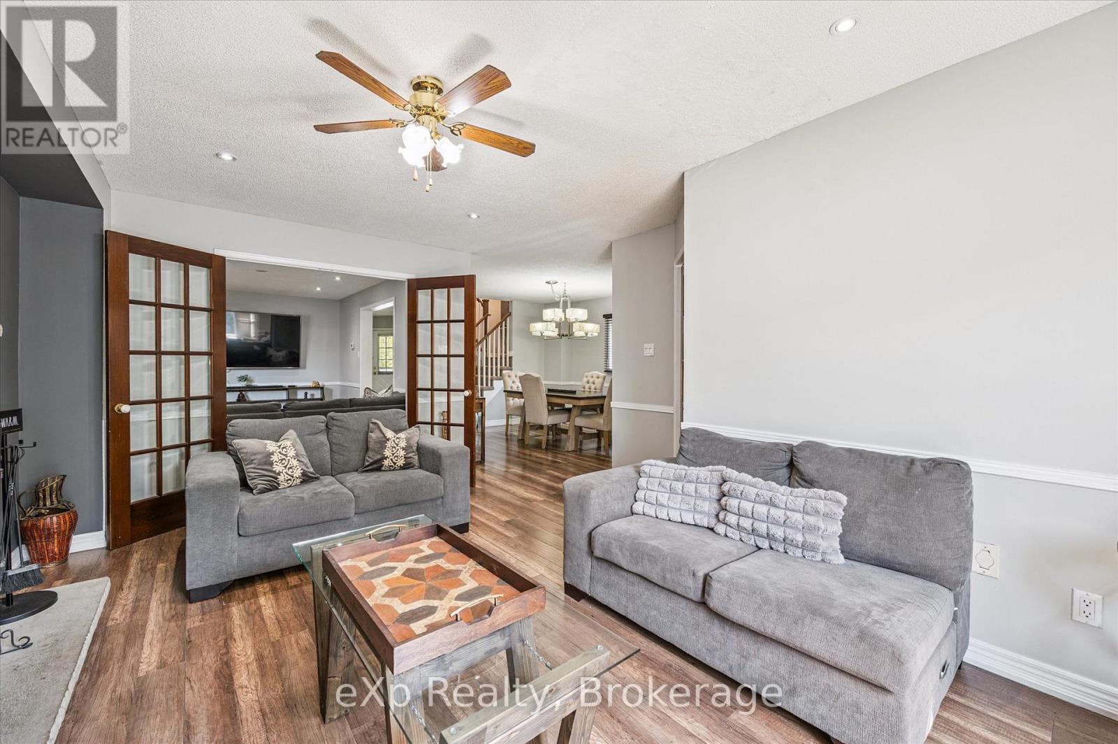 8 Lanercost Way, Brampton, Ontario  L6Z 4J5 - Photo 12 - W12311366