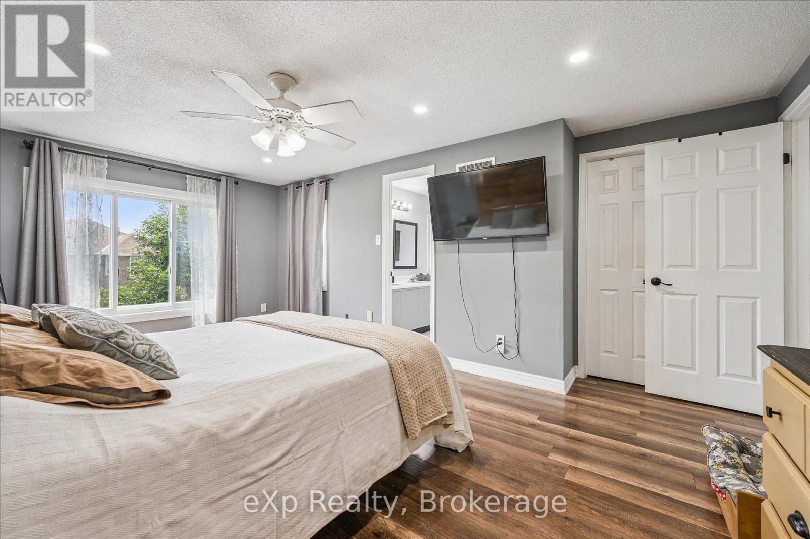 8 Lanercost Way, Brampton, Ontario  L6Z 4J5 - Photo 21 - W12311366