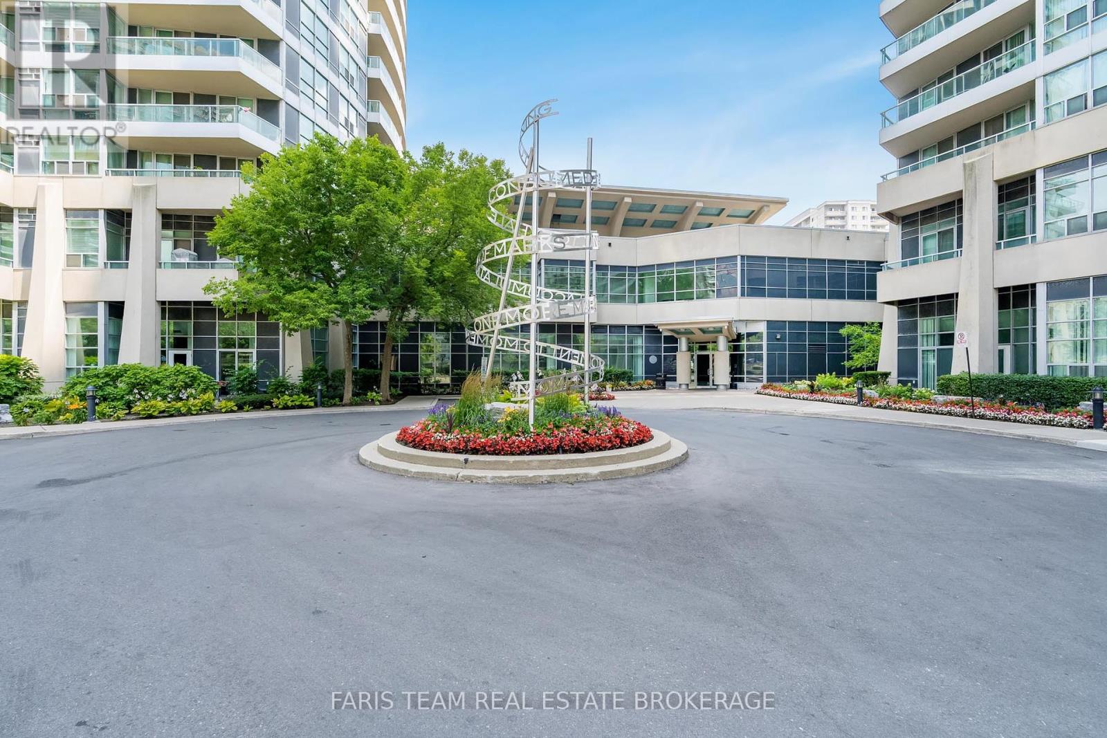 308 - 1 Elm Drive W, Mississauga, Ontario  L5B 4M1 - Photo 2 - W12311283