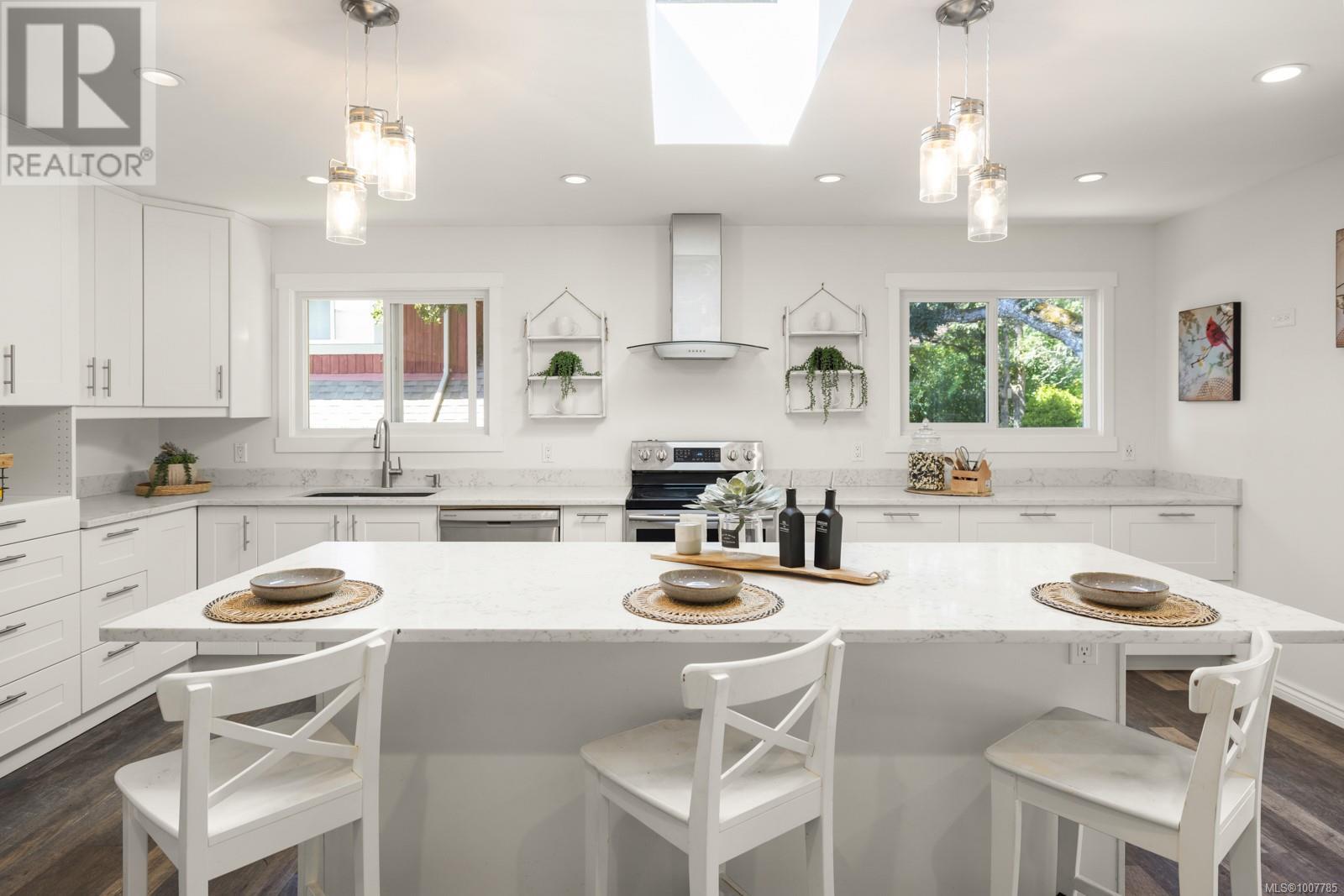 Property at 1338 Prillaman Ave image 2