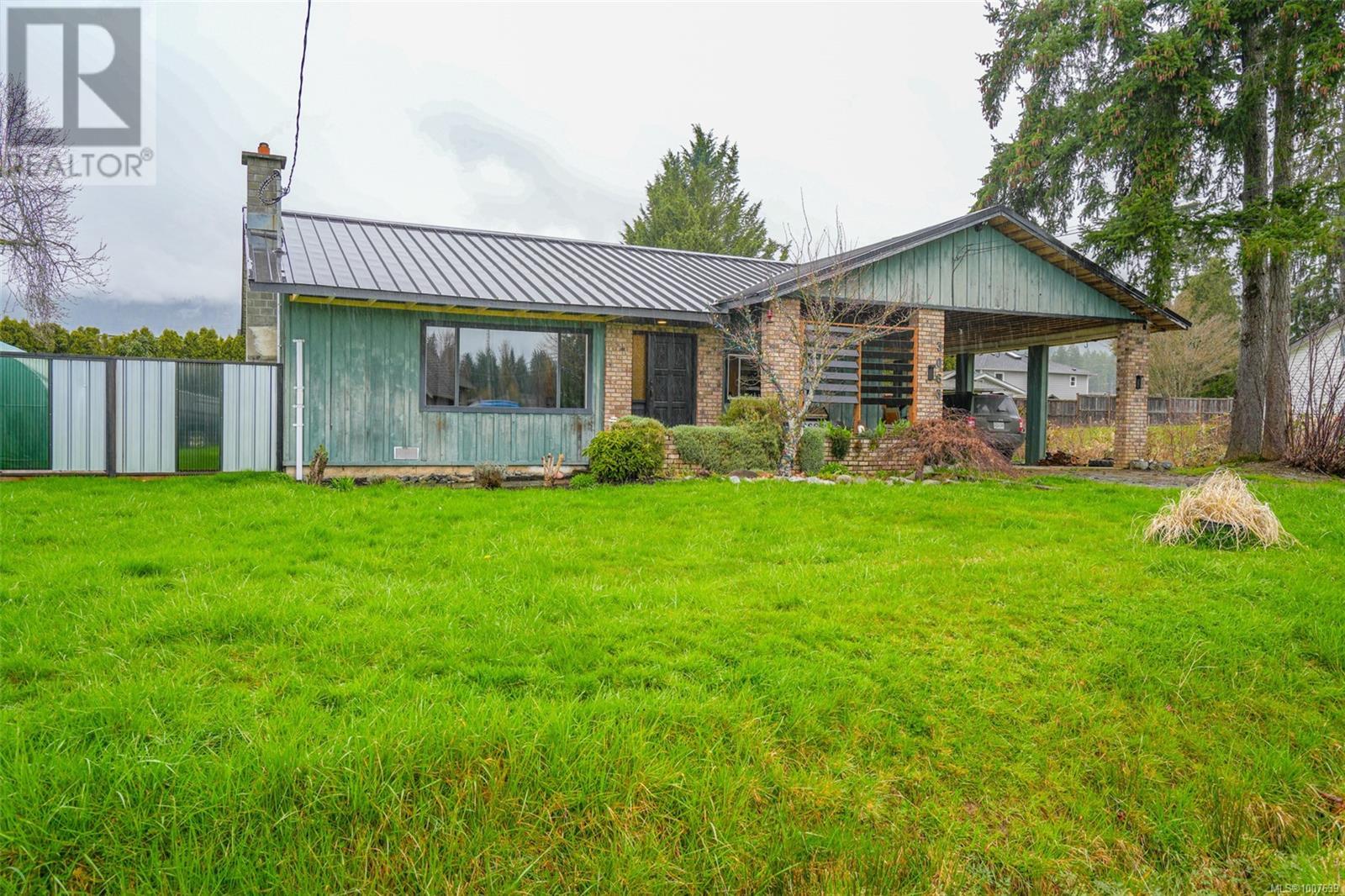 Property at 3063 Nixon St image 1