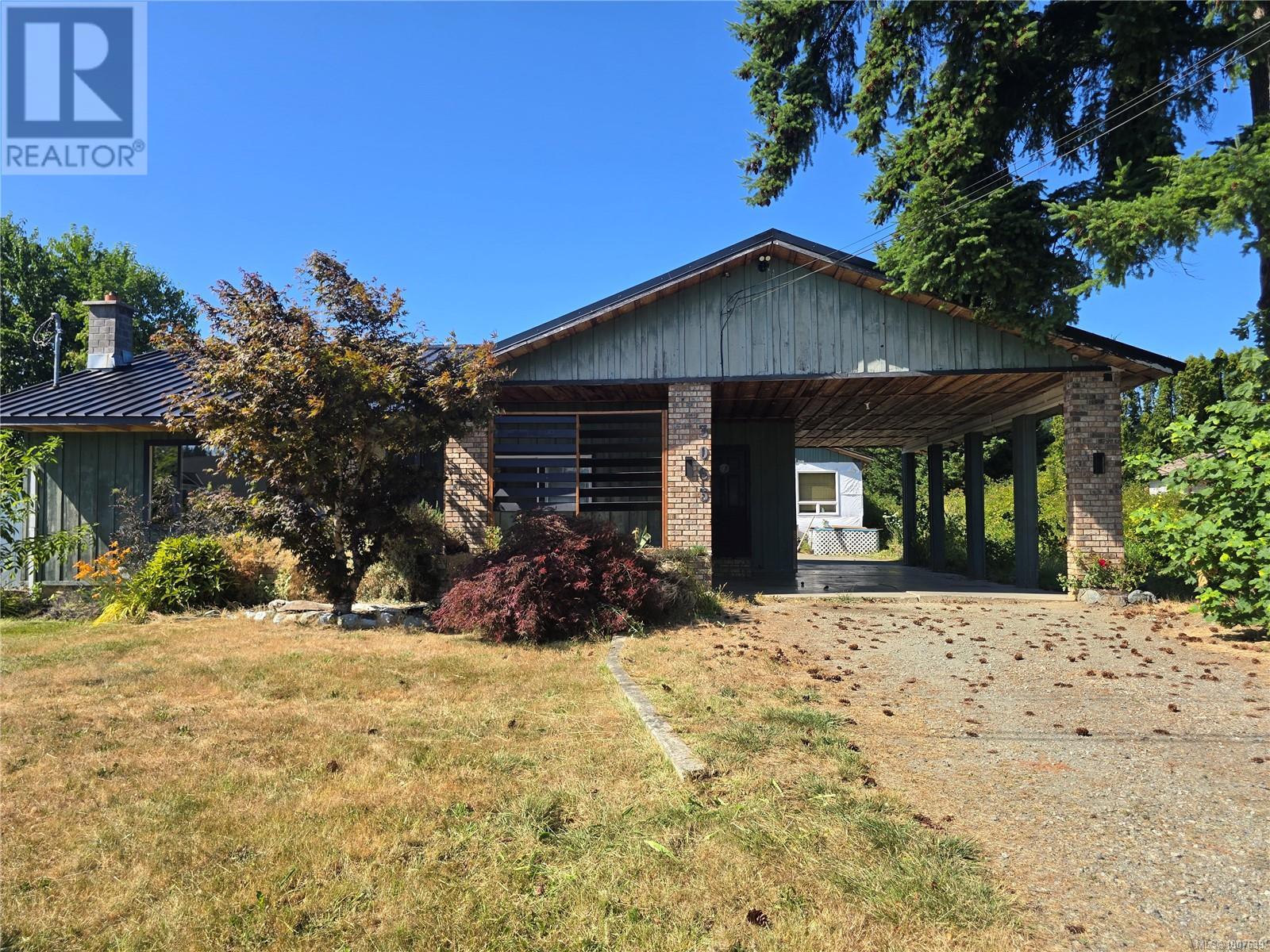 Property at 3063 Nixon St image 2