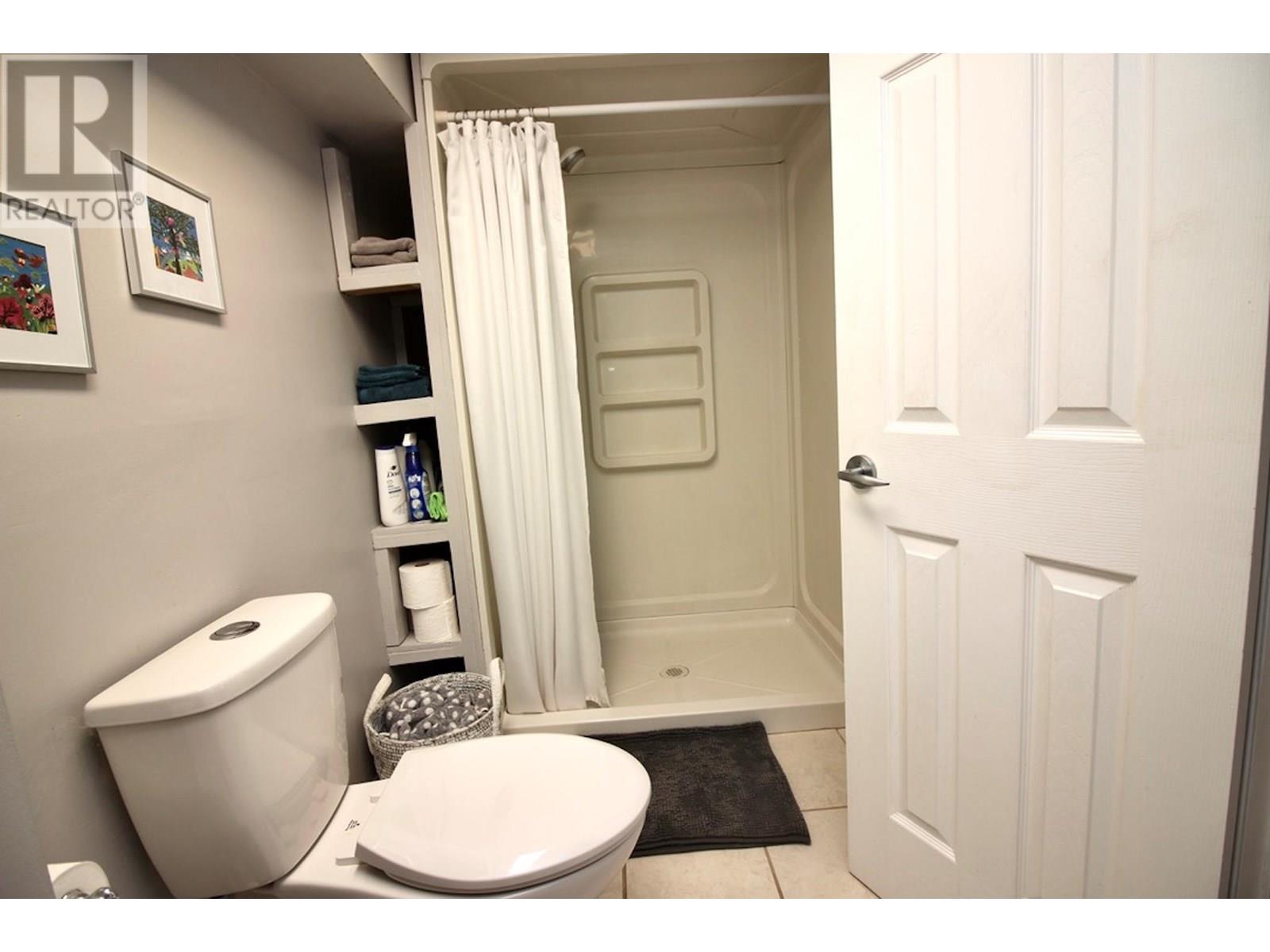 324 Clifton Road N, Kelowna, British Columbia  V1V 1N4 - Photo 28 - 10354775