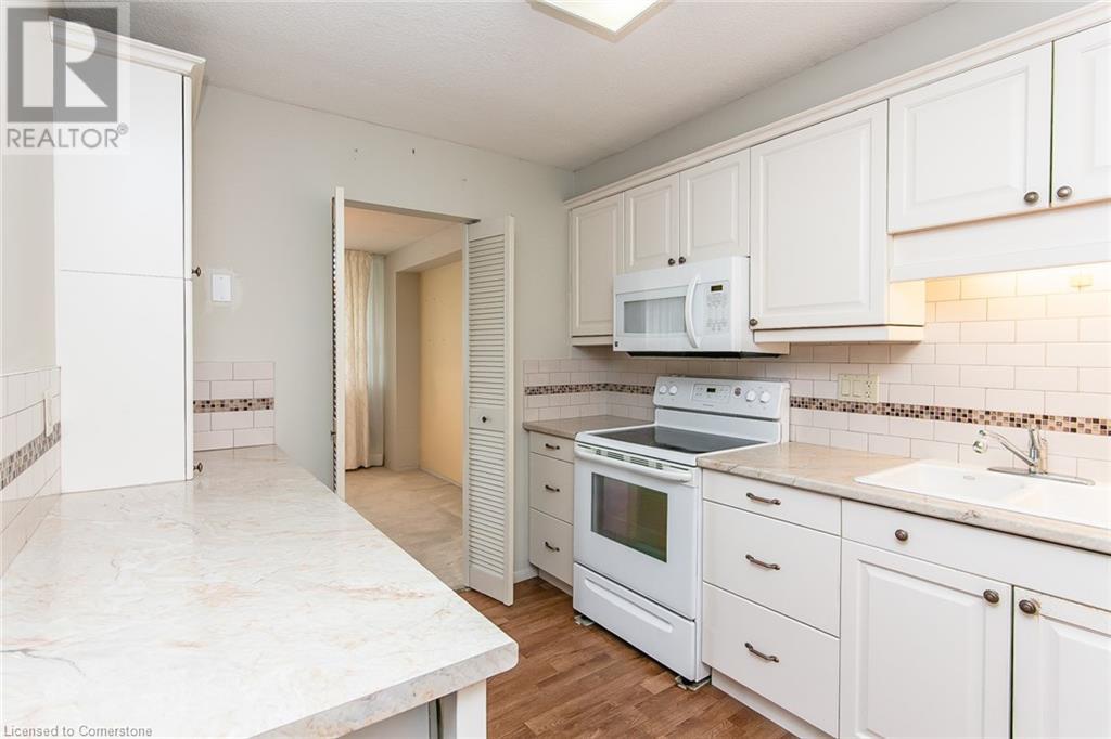 65 Westmount Road N Unit# 808, Waterloo, Ontario  N2L 5G6 - Photo 23 - 40754689