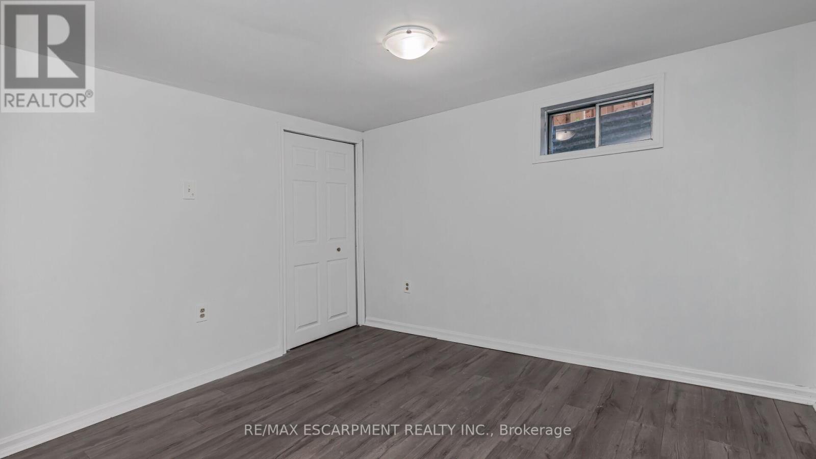 3 Mornington Drive, Hamilton, Ontario  L9B 1Z3 - Photo 44 - X12283390