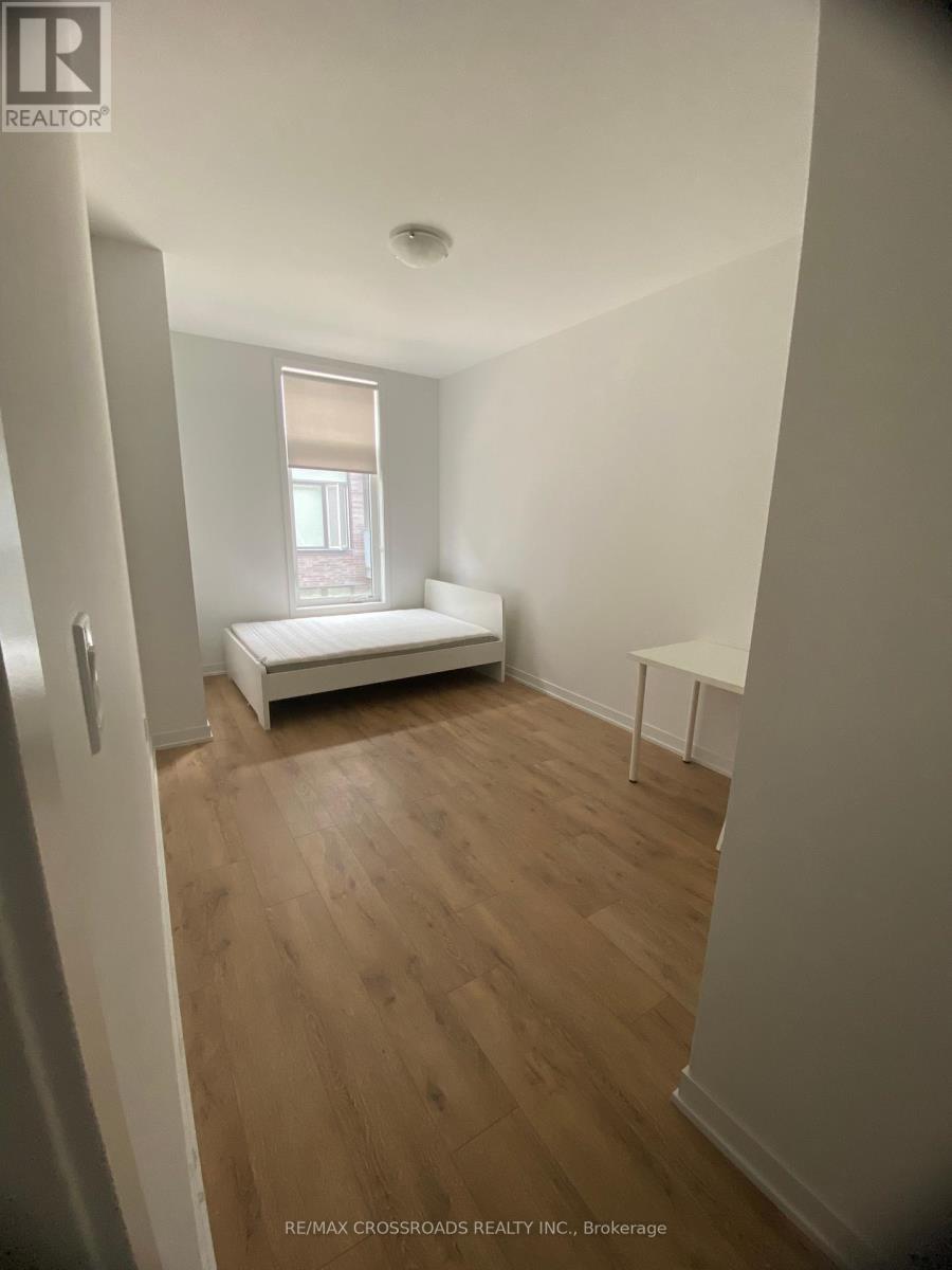 Property at 73 - 1760 SIMCOE STREET N image 5