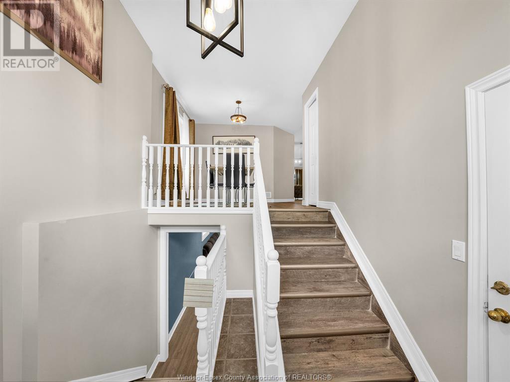 Property at 1337 CHATEAU AVENUE image 3