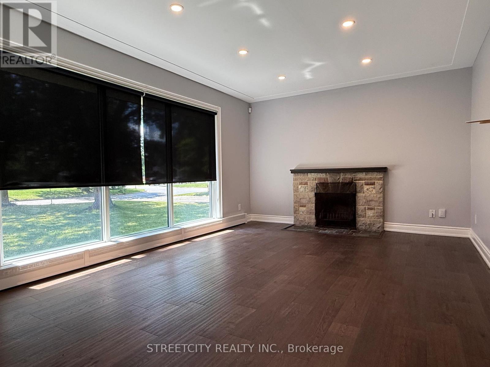Property at 724 HEADLEY DRIVE image 2