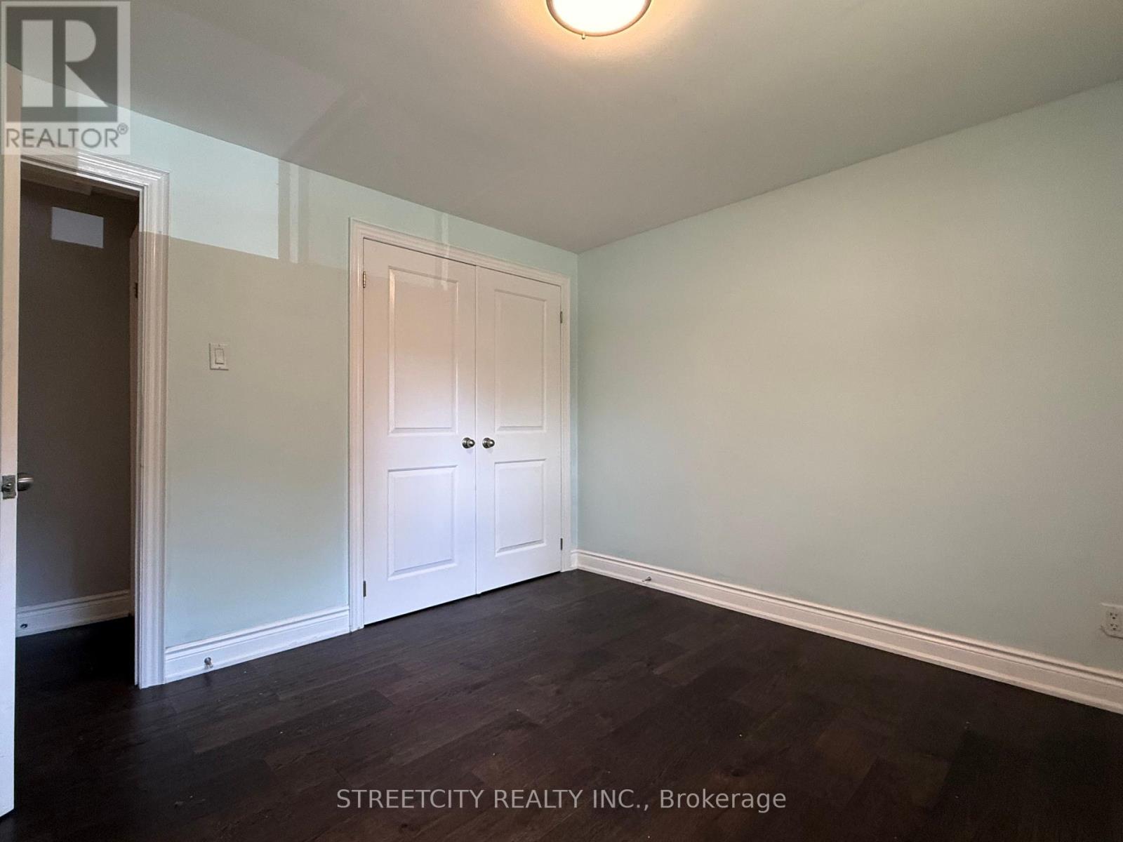 Property at 724 HEADLEY DRIVE image 4