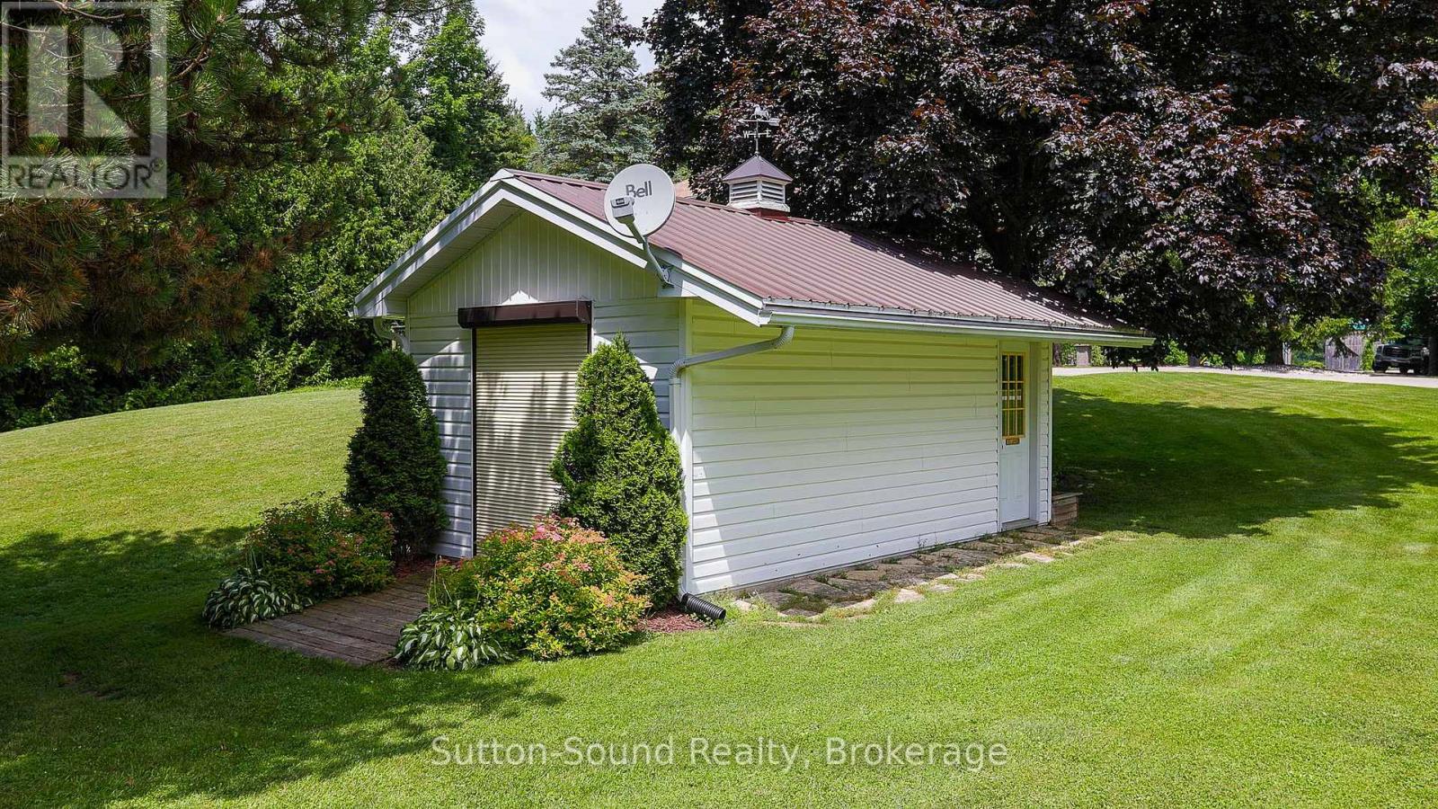 718462 Highway 6 Highway, Georgian Bluffs, Ontario  N4K 5N7 - Photo 14 - X12311476