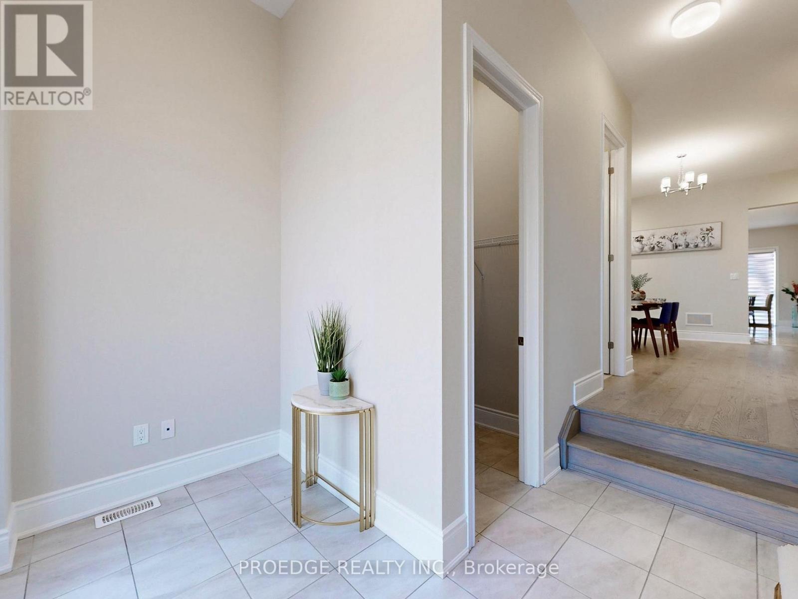 Property at 217 SUNSET VISTA COURT image 3