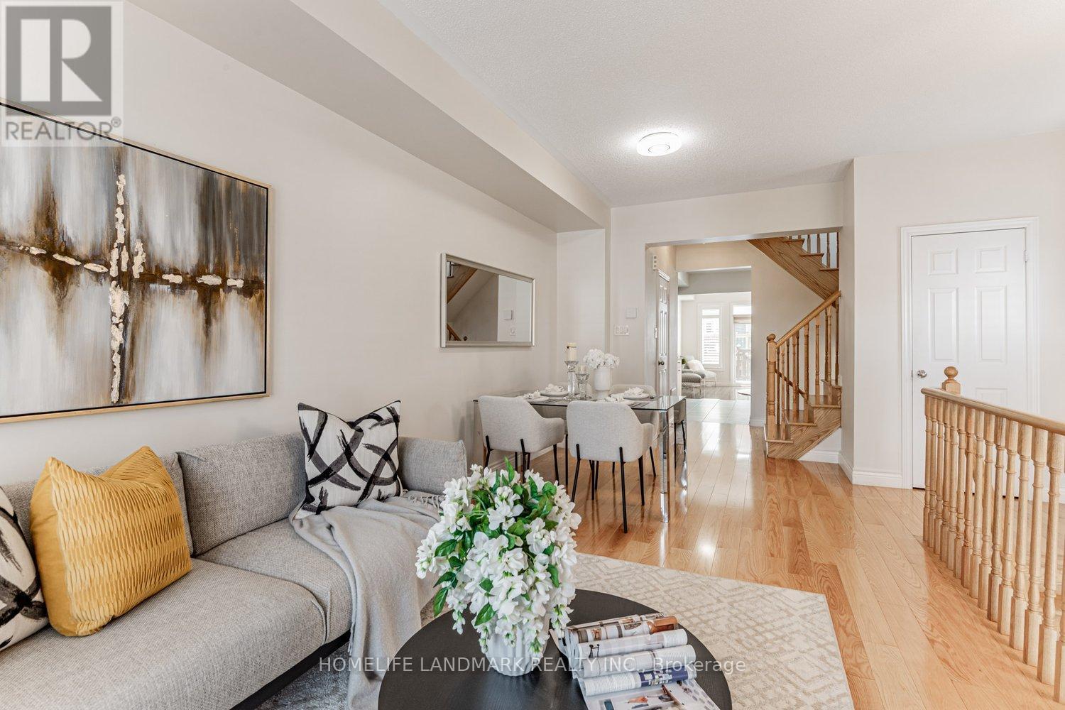 134 Dundas Way, Markham, Ontario  L6E 0T1 - Photo 6 - N12311370