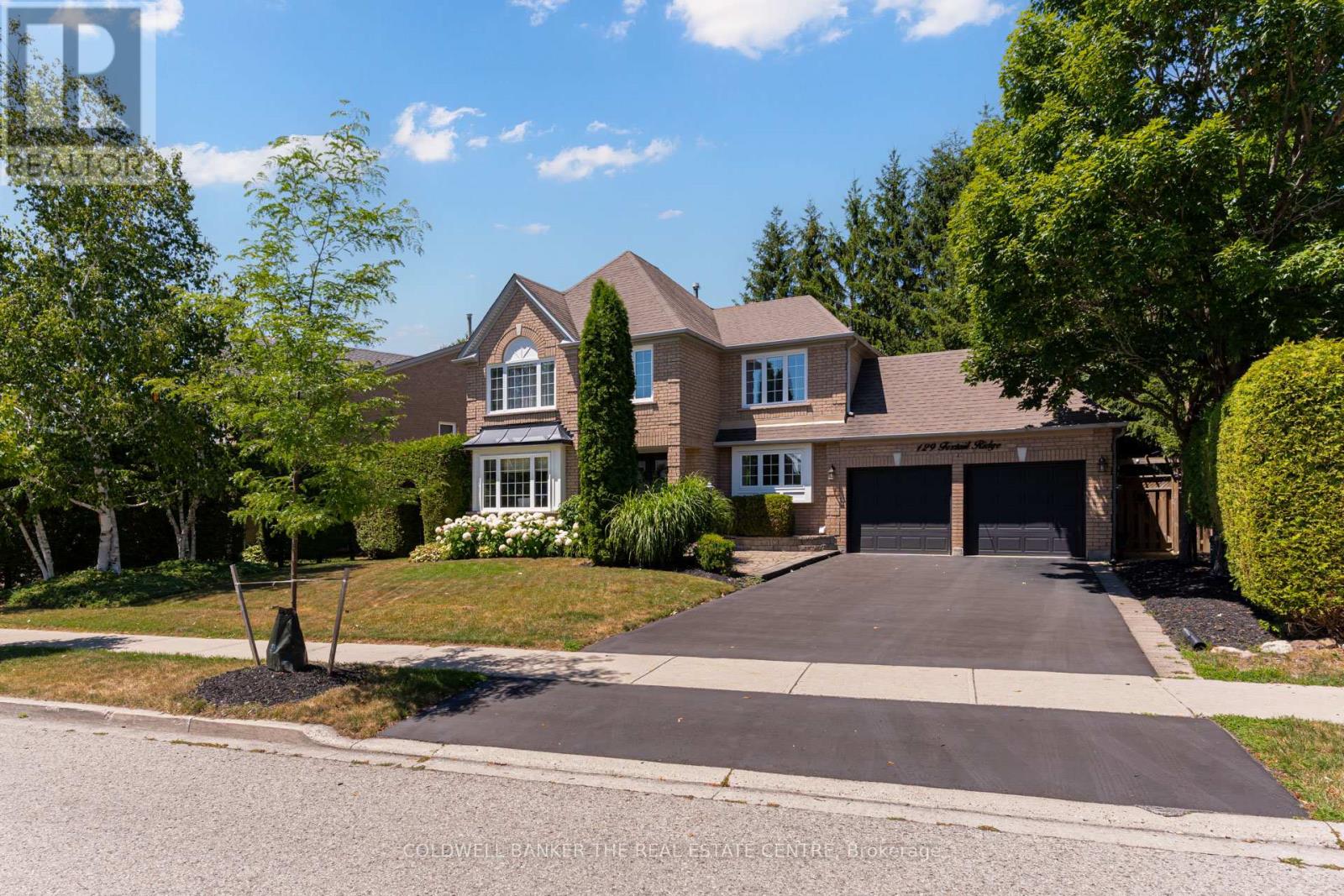 Property at 129 FOXTAIL RIDGE image 2