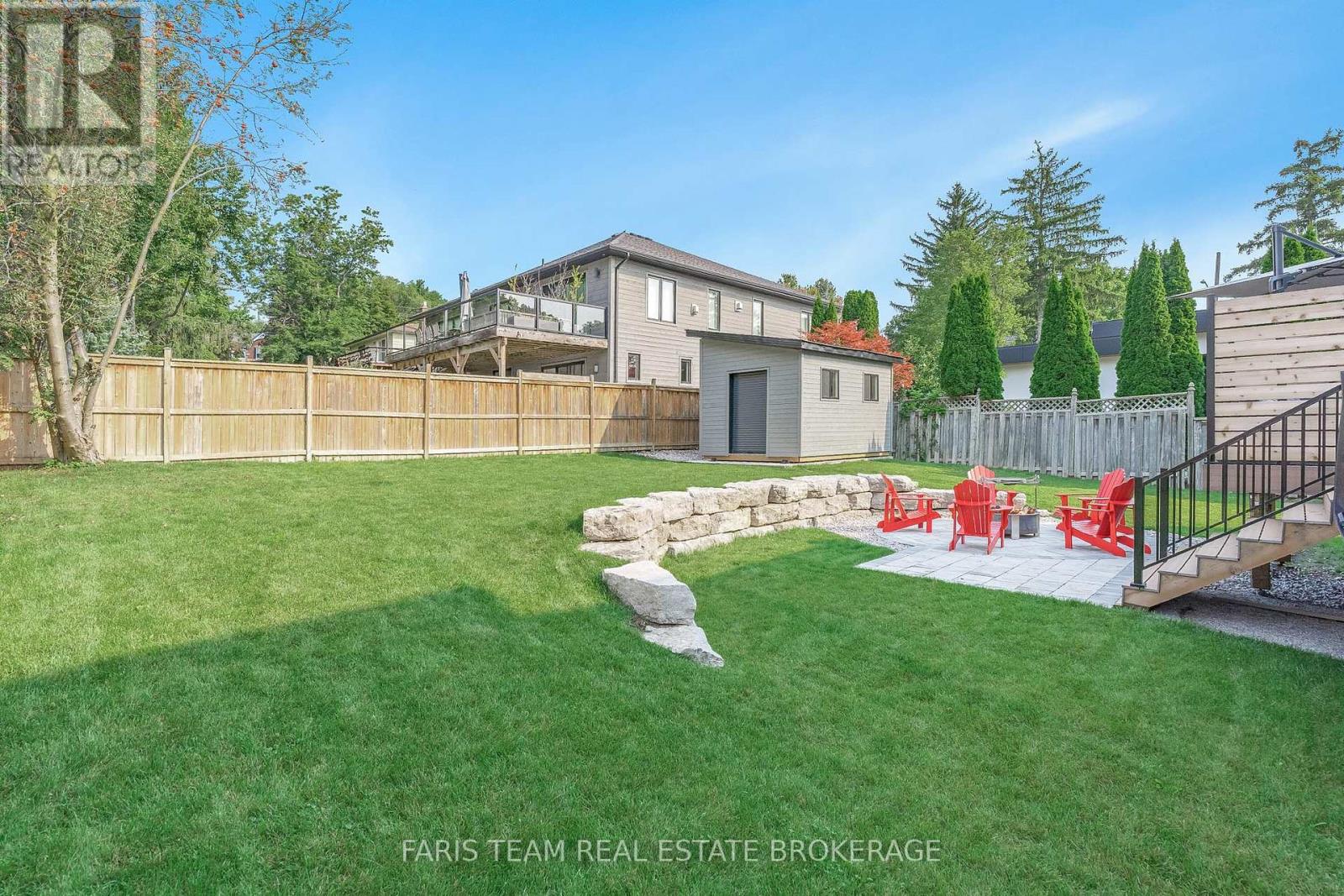 202 Kempenfelt Drive, Barrie, Ontario  L4M 1C3 - Photo 36 - S12311406