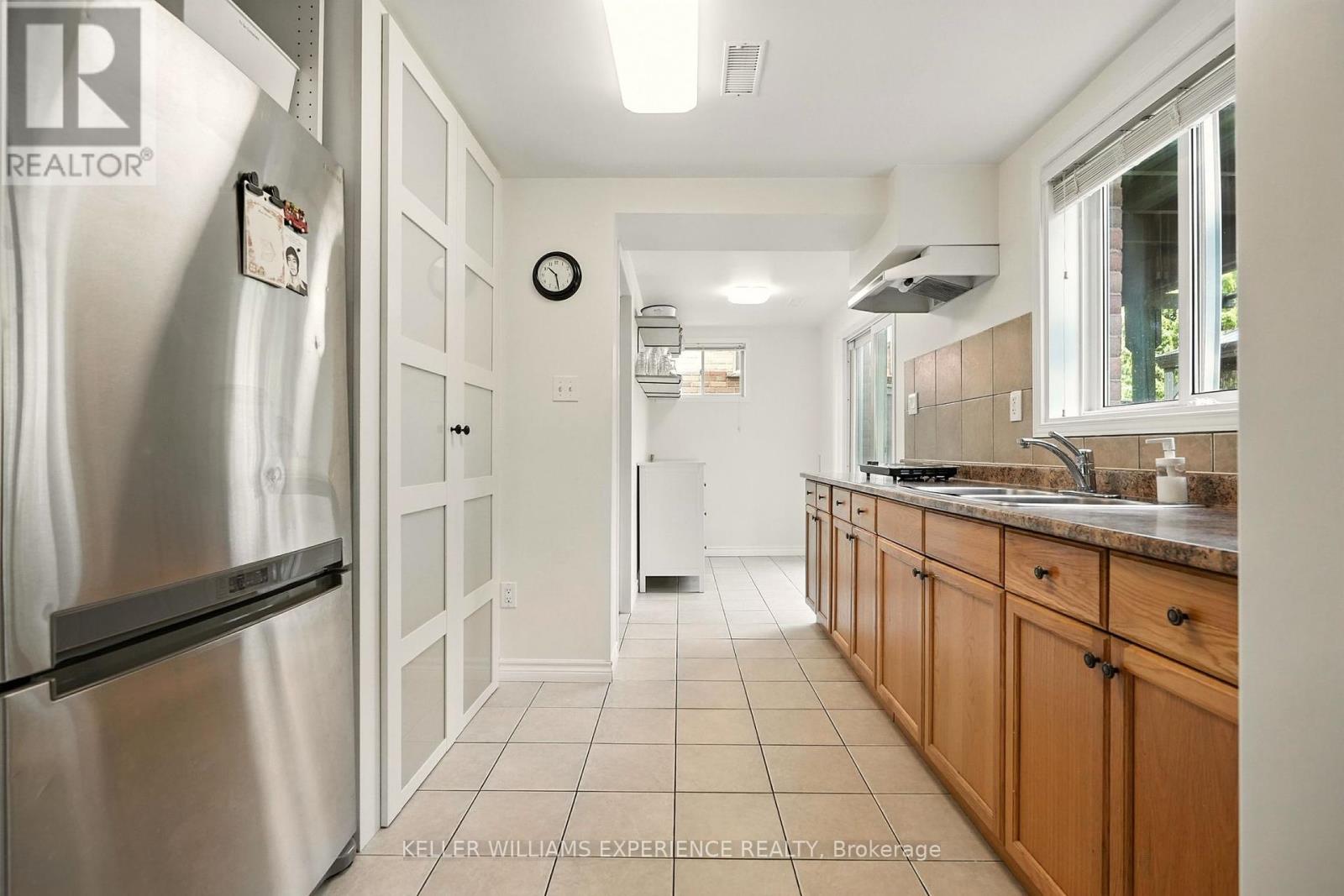 12 Dunnett Drive, Barrie, Ontario  L4N 0H9 - Photo 23 - S12311410