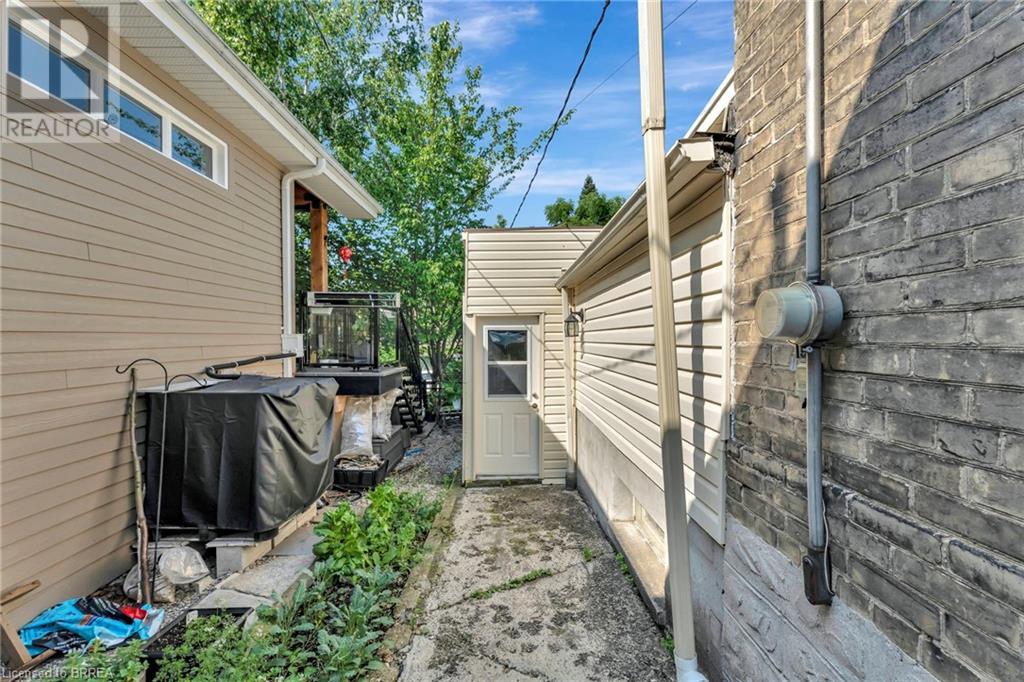 96 Walnut Street, Paris, Ontario  N3L 2J7 - Photo 39 - 40747205