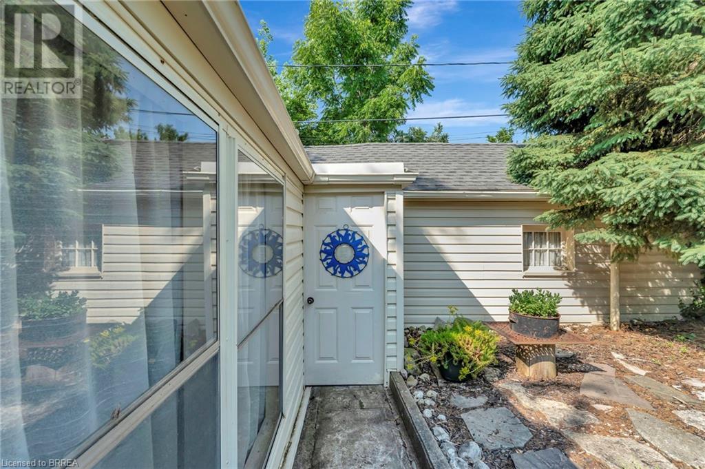 96 Walnut Street, Paris, Ontario  N3L 2J7 - Photo 37 - 40747205