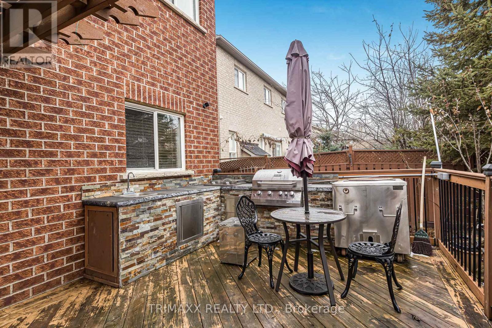 3 Turret Crescent, Brampton, Ontario  L7A 2N9 - Photo 13 - W12311417