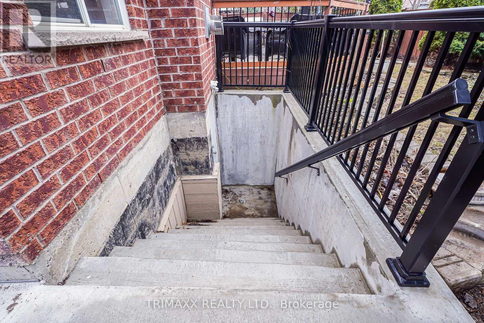 3 Turret Crescent, Brampton, Ontario  L7A 2N9 - Photo 24 - W12311417