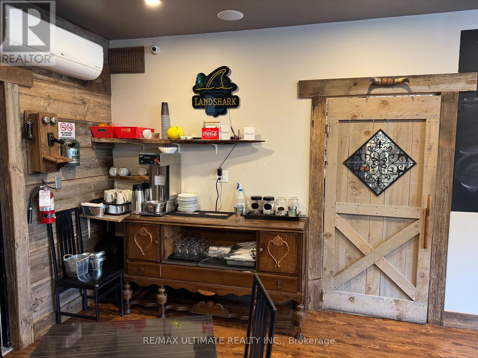 53 Simcoe Street, Brant, Ontario  N0E 1R0 - Photo 8 - X12311310