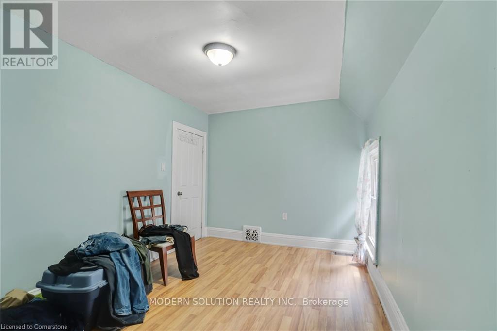 204 Sherman Avenue, Hamilton, Ontario  L8L 6M9 - Photo 19 - X12311350