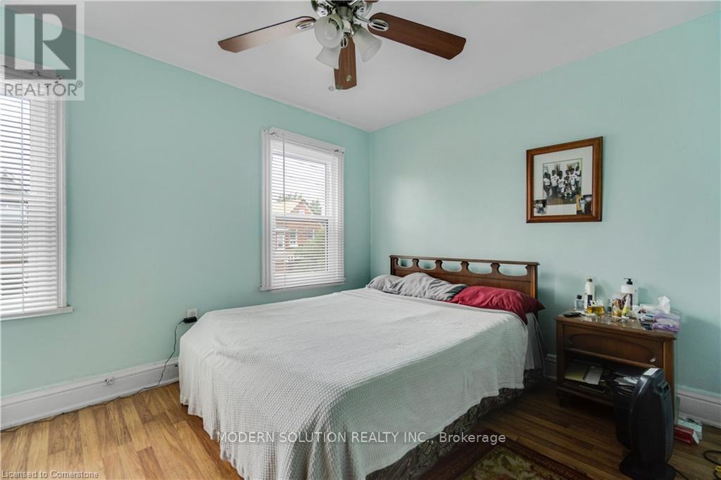204 Sherman Avenue, Hamilton, Ontario  L8L 6M9 - Photo 20 - X12311350