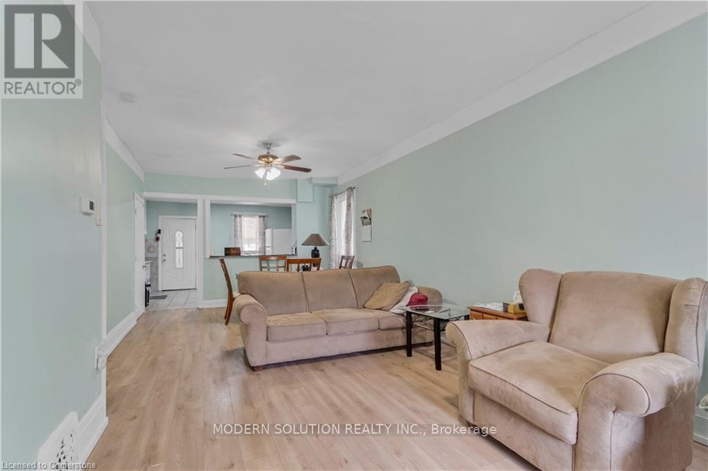 204 Sherman Avenue, Hamilton, Ontario  L8L 6M9 - Photo 29 - X12311350
