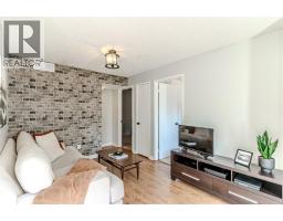 502 Essa Road Unit# 15 Ba11 - Holly, Barrie, Ca