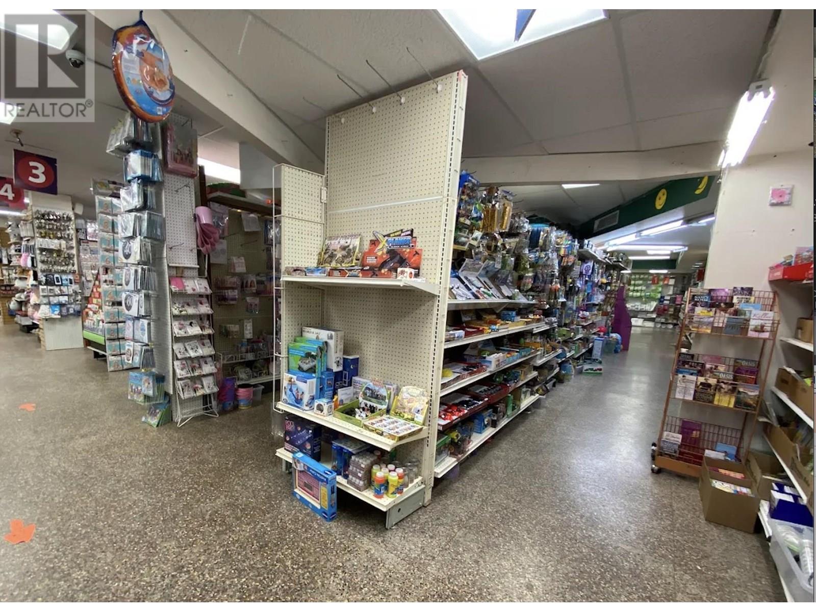 616 Confidential Avenue, New Westminster, British Columbia  V0V 0V0 - Photo 4 - C8071037