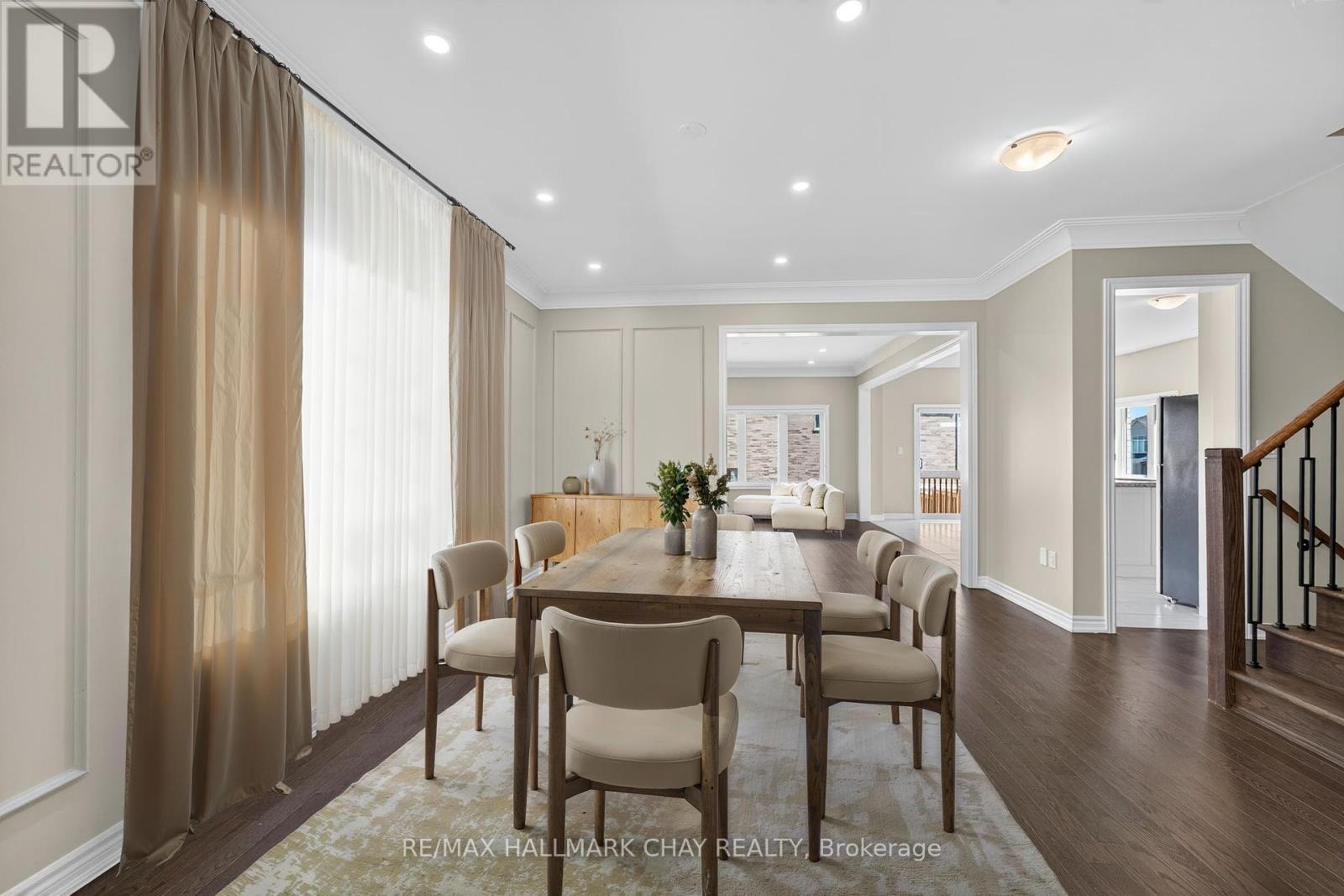 Property at 1378 BRODERICK STREET image 2
