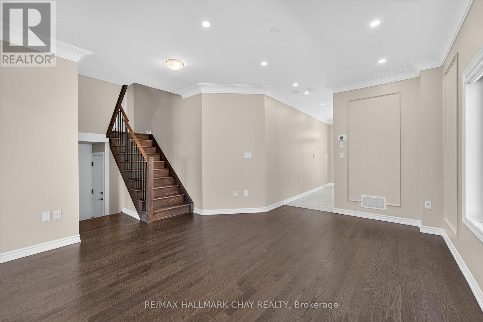 Property at 1378 BRODERICK STREET image 3
