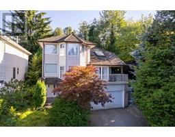 1038 WINDWARD DRIVE, Coquitlam, British Columbia