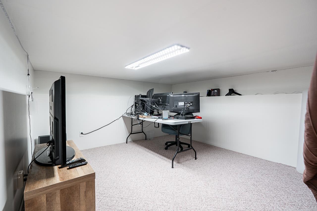 5916 182a Street, Surrey, British Columbia  V3S 5L9 - Photo 32 - R3031297