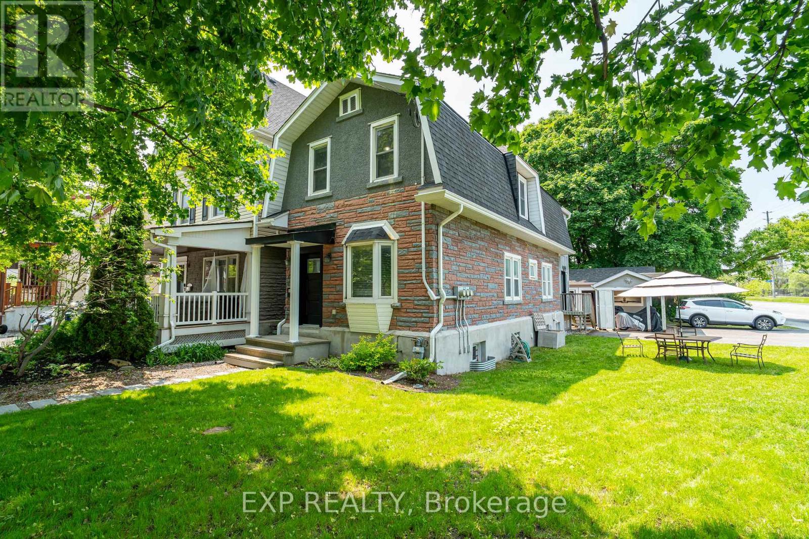 Property at 12 ROSS AVENUE image 1