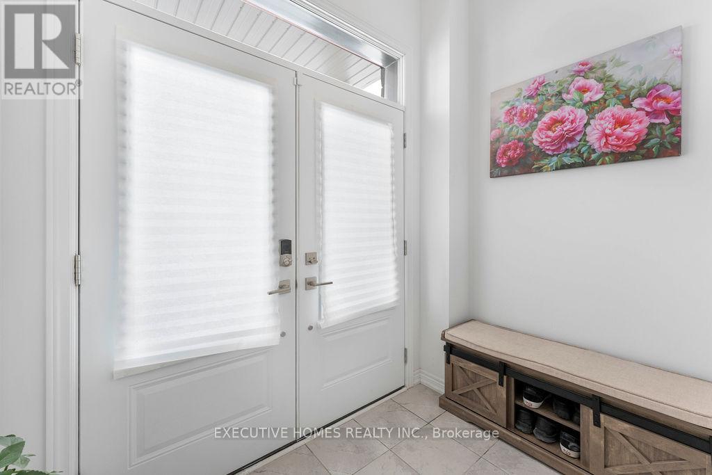 23 Kingsbury Trail, Barrie, Ontario  L9J 0W8 - Photo 37 - S12193510